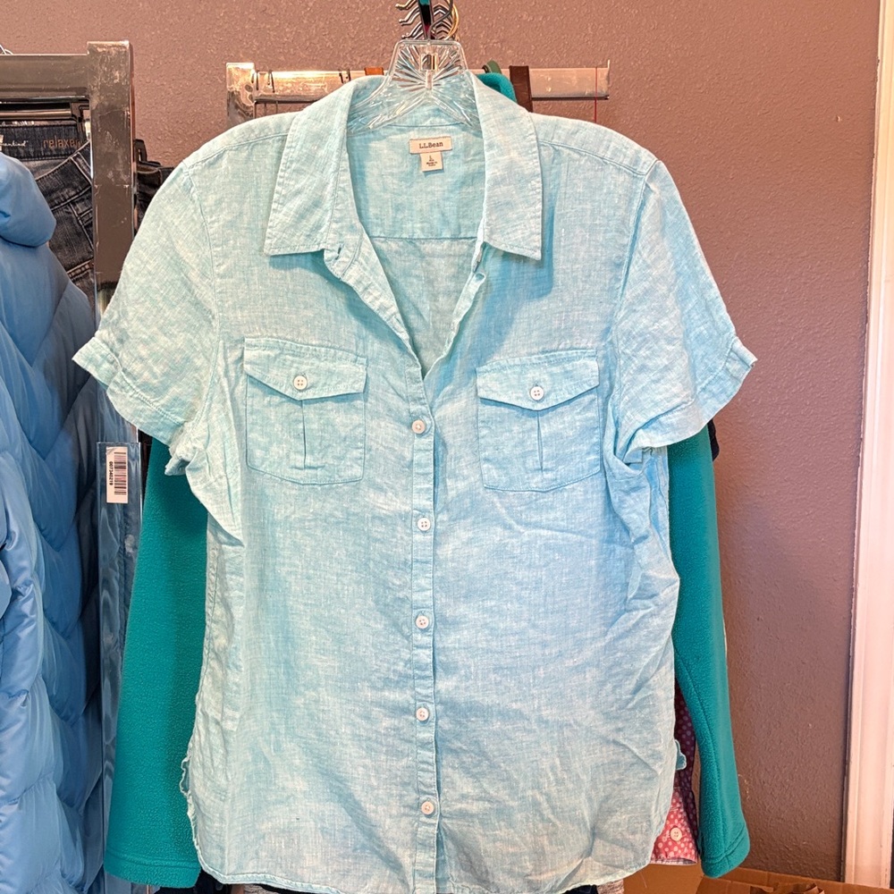 L.L. Bean Women's Aqua Button-Down Shirt